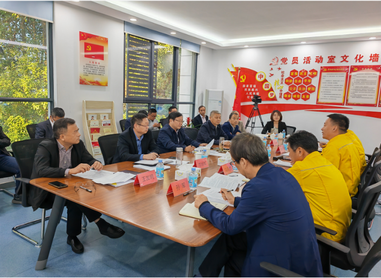 吴劲调研3.jpg